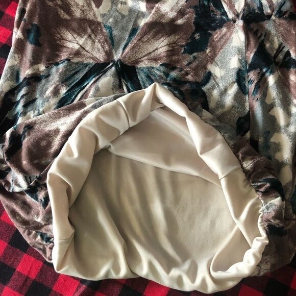 Rickis top size small. Brand new. - Picture 3 of 3